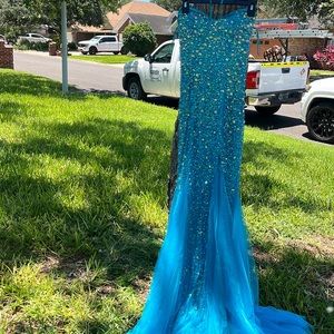 Blue mermaid dress with slit